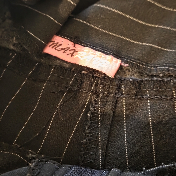 Y2k Black Pinstripe Pants - Picture 3 of 3